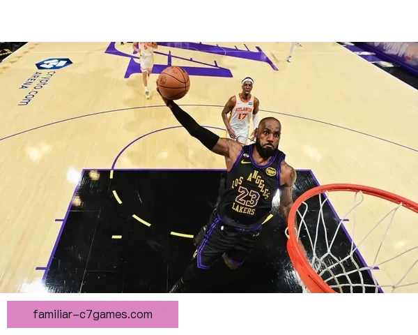 詹姆斯关键时刻发力湖人逆转勇士赢得重要胜利